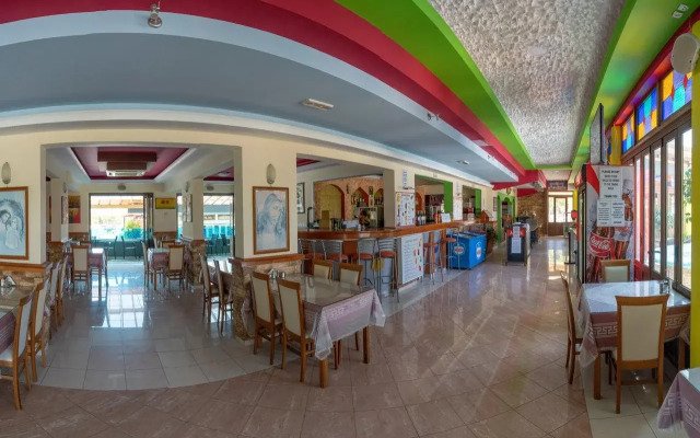 Grecian Fantasia Resort
