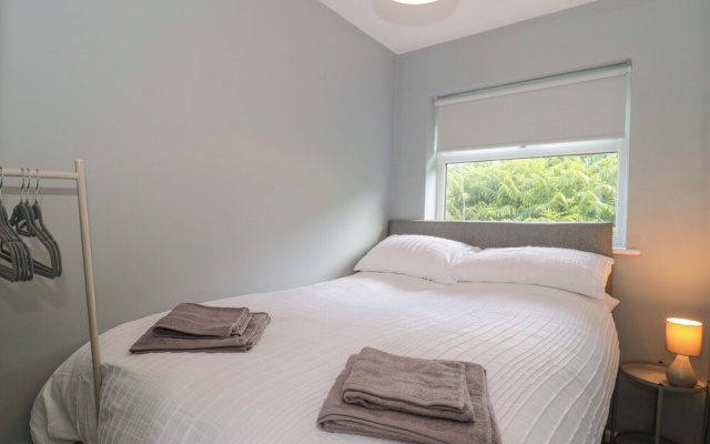 Flat 24
