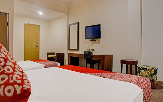 Collection O 91414 Hotel Marina Beach