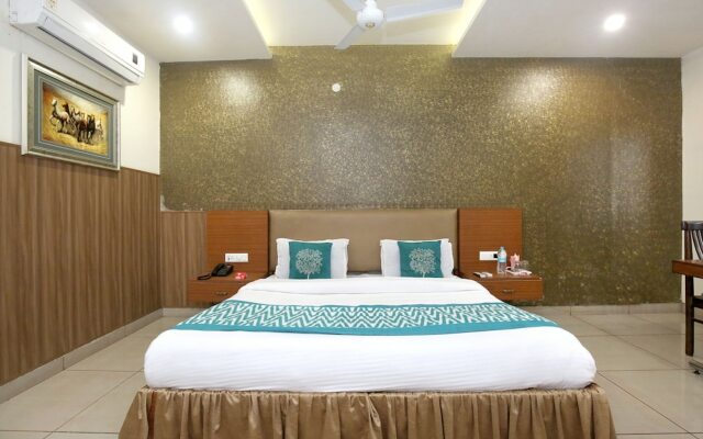 OYO 4575 Hotel Mirage