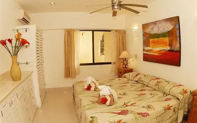 Xaman Ha Condominium by ChezPlaya