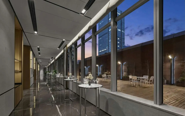 DoubleTree by Hilton Chengdu Riverside - Close to Panda Base and Chengdu East Railway