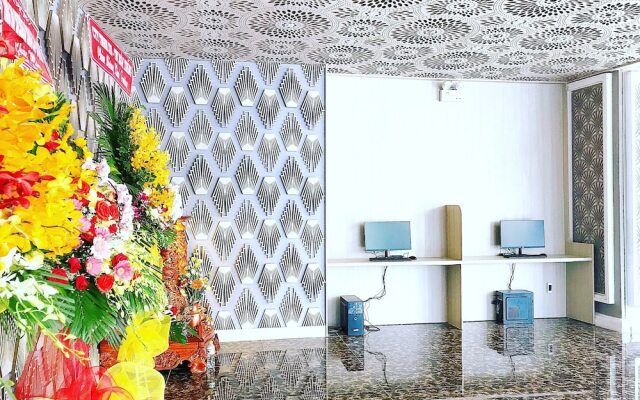 Holiday 2 Hotel
