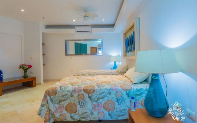 Deep Blue Condos - 103