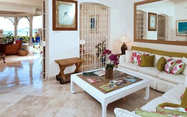 Emerald Beach 6 - Villa Cassia