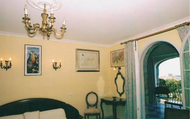 The Manor