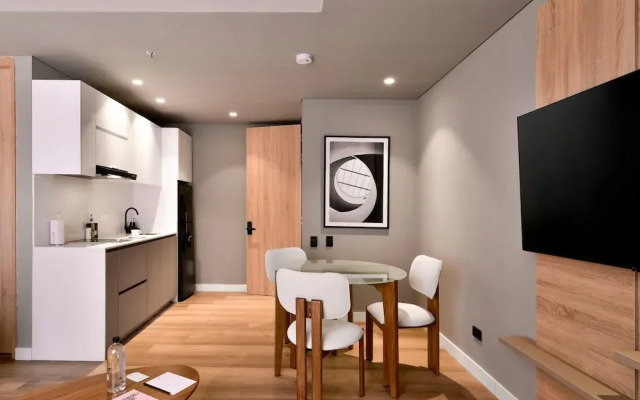 w Dazzling 2BR With Fantastic Deco in Unicentro