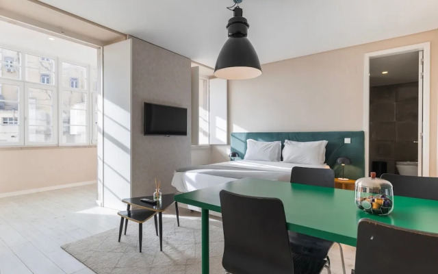 Carmo 43 by LovelyStay