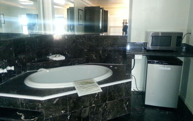 Sterling Gardens Hotel