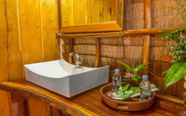 Royal Retreat Resort