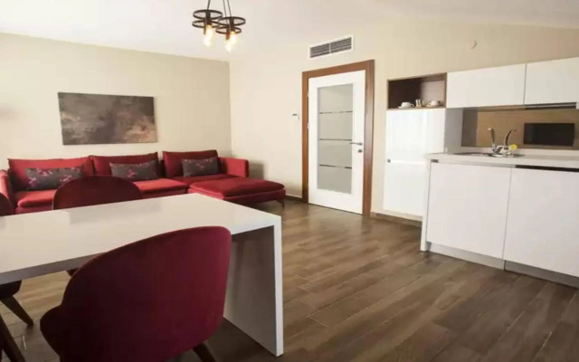 Maxuite Hotel in Home
