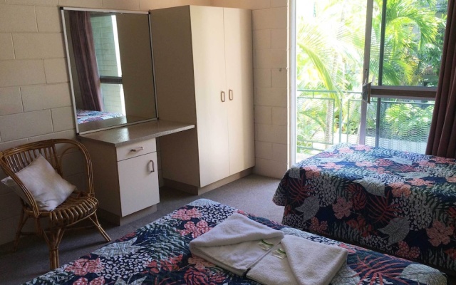 Villa Shangri-La – Guest Rooms – Cairns