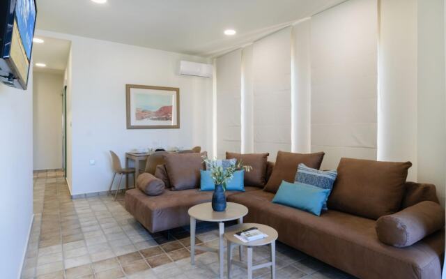 Xenios Dias Apartments