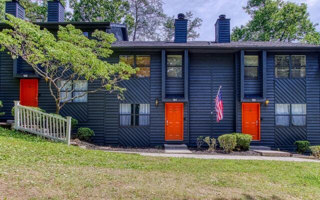 Pinecrest Townhomes-1K-2Q Unit-Renovated