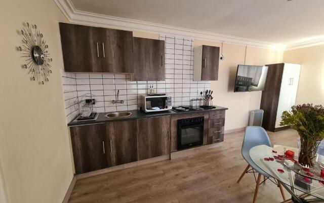 Halfway Gardens Home