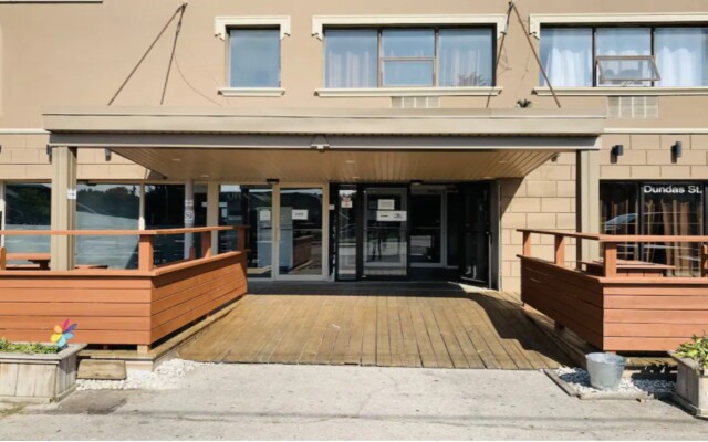 Travelodge by Wyndham London Ontario