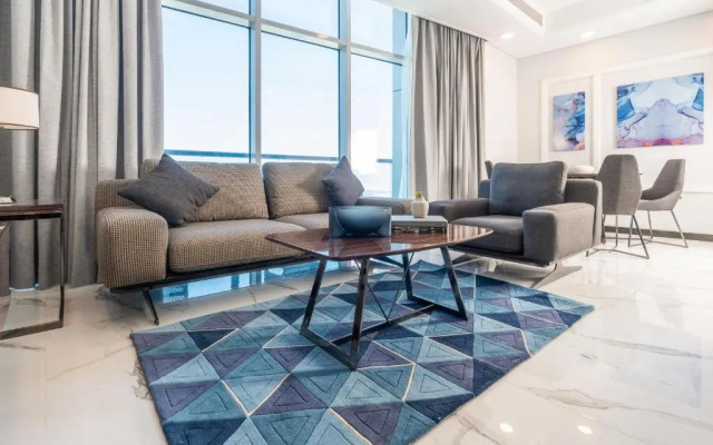 S Plaza Suites Hotel