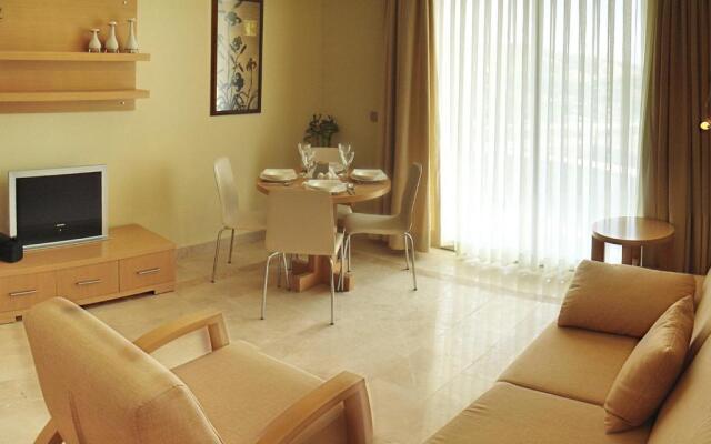 Luxury Apartments in GoldCity Complex