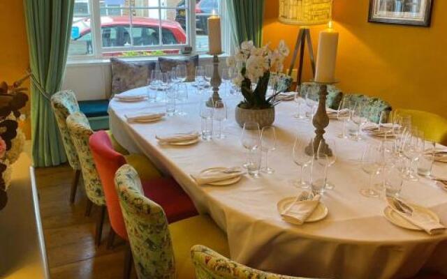 Stoneleigh House Boutique Hotel