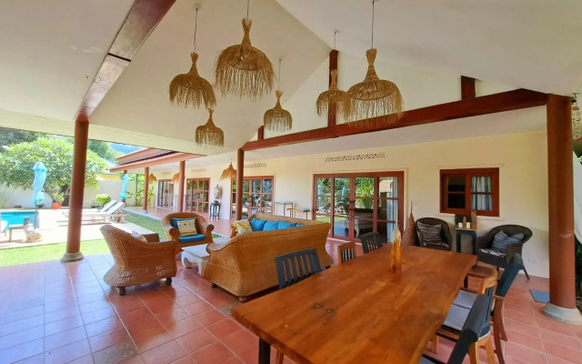 Laura's Guest House Samui
