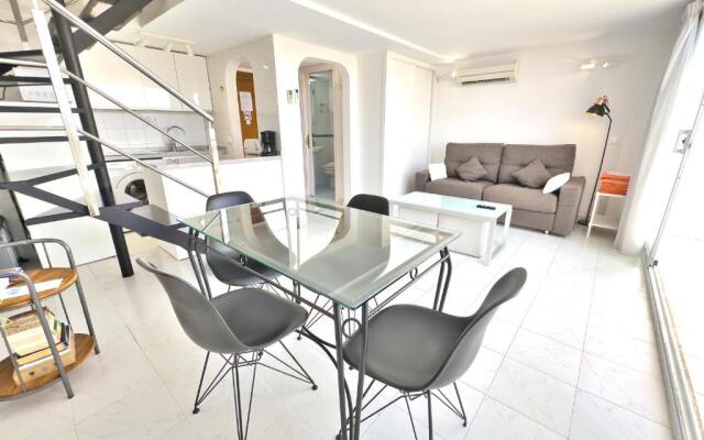 Skol 514 East Facing Duplex Apartment with Sea Views