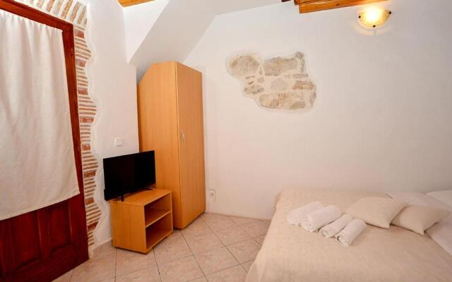 Old Town Vrsar, apartments Danica & Zoran