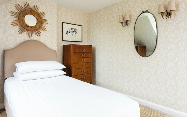 Aldridge Road Villas Ii By Onefinestay