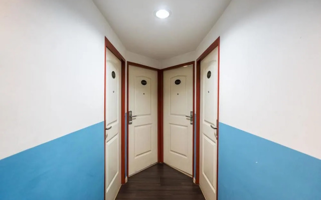 OYO 89894 1st Inn Hotel Klang Sentral