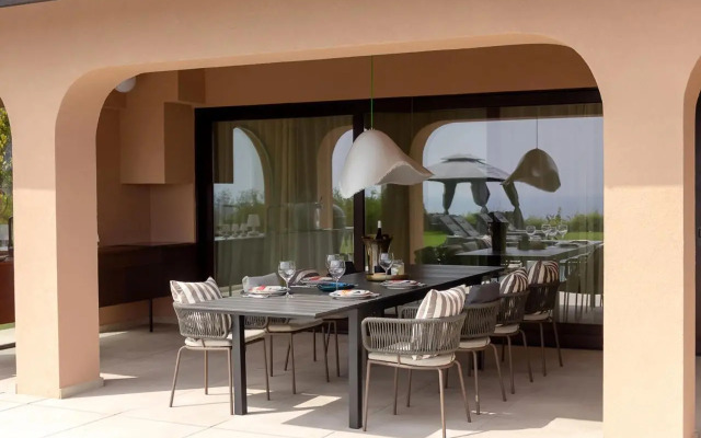 Luxury 4-bedroom Villa in Black Sea Rama Resort