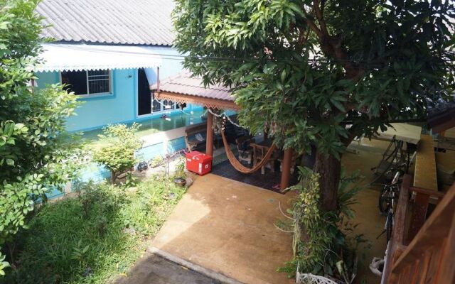 Three Moons Homestay