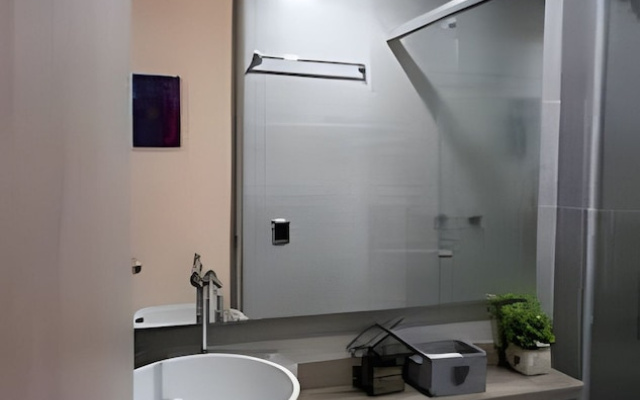 Apto Moderno 3 Hab-Agua 24-7-Central-AC
