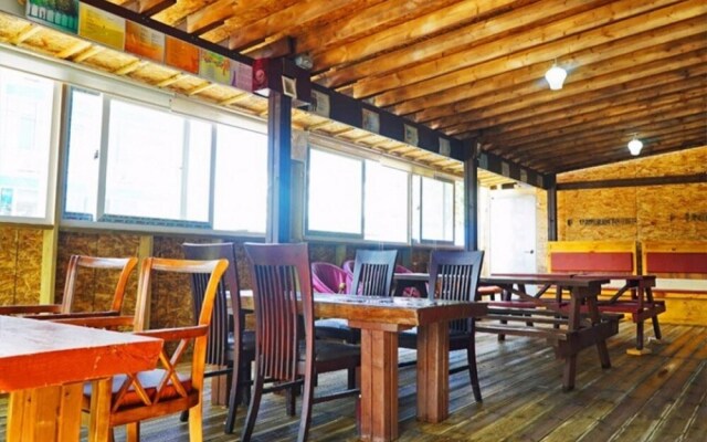 Goseong Good Day House Pension