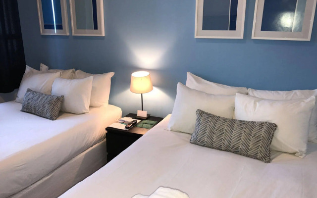 Collins Apartments by Design Suites Miami