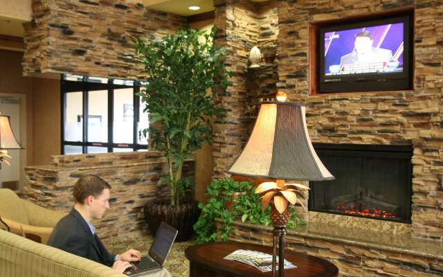 Hampton Inn & Suites Farmington