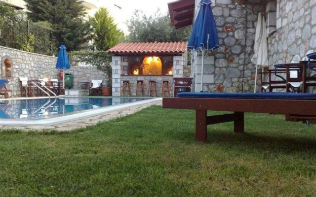 Vip Lounge Resort and Suites