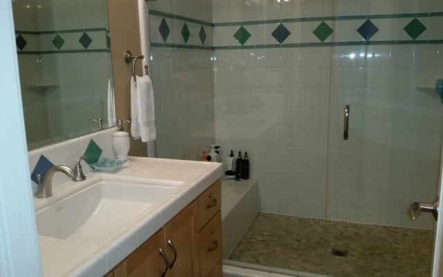 61 San Miguel 3 Bedroom Townhouse by Redawning
