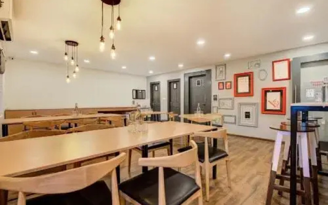 OYO Townhouse 203 Mancheswar