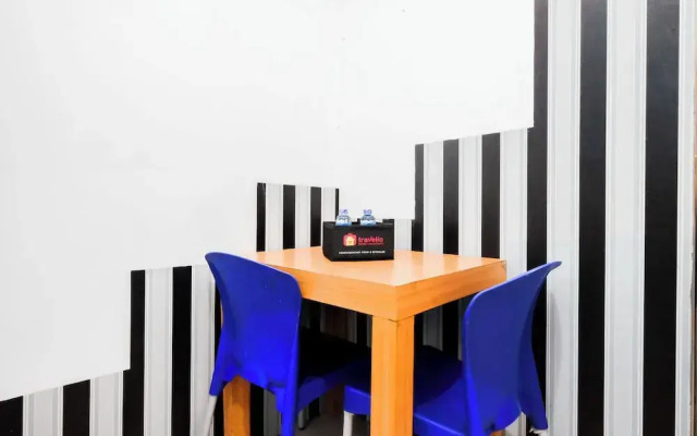 Simply Studio Room At Titanium Square Apartment