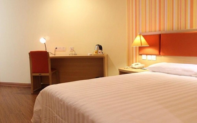 Home Inn Hotel – Guest Rooms – Beijing