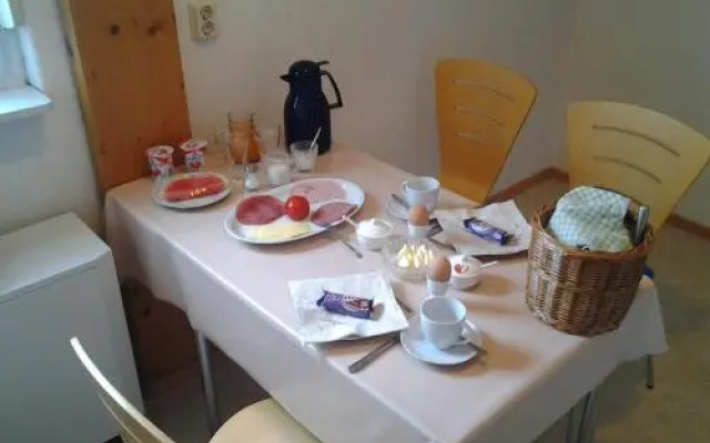 Pension, Ferienwohnung und Ferienzimmer im Oderbruch, Haus Wendland, Manschnow