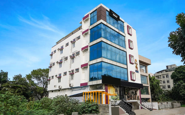 Super Townhouse HBR Layout