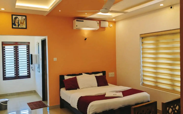 SILVERY MOON Resort