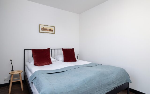 Two-bedroom Strzelców 9 by Renters