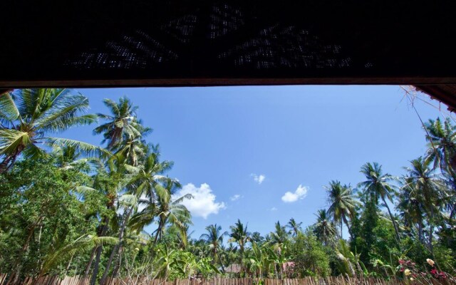 Kubu Artha Bungalow Nusa Penida