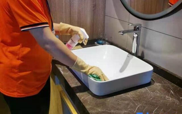 Yaguo Exquisite Hotel (Zhou Lipstick Xingmei Kailong Branch)