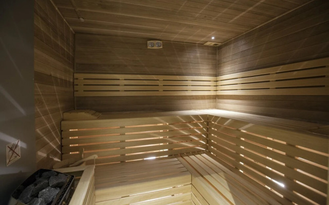 Villa Delta Suite House