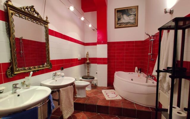 Country House with Pool Access & Jacuzzi