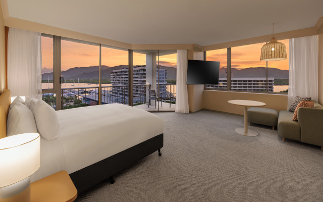 Pacific Hotel Cairns – Guest Rooms – Cairns