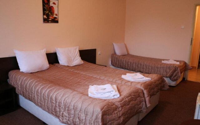 Bedenski Bani Hotel