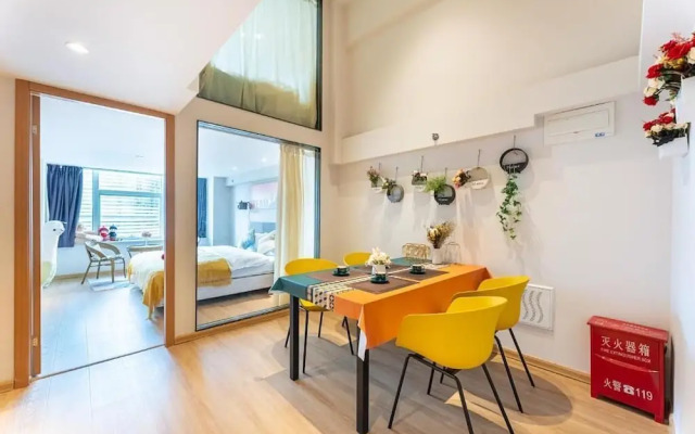 Shanghai Hills & Freshly Home Loft Retreat near NECC